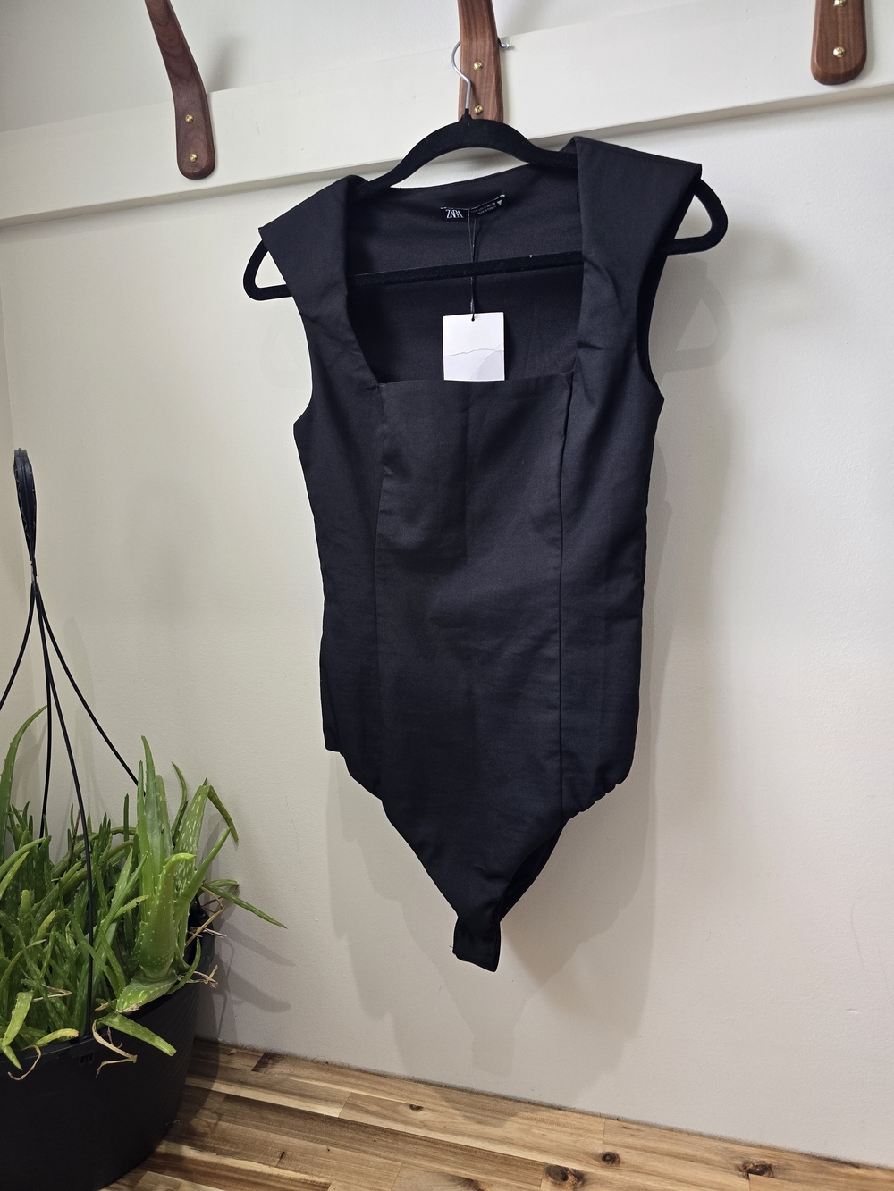 Zara Black Square Neck Sleeveless Bodysuit